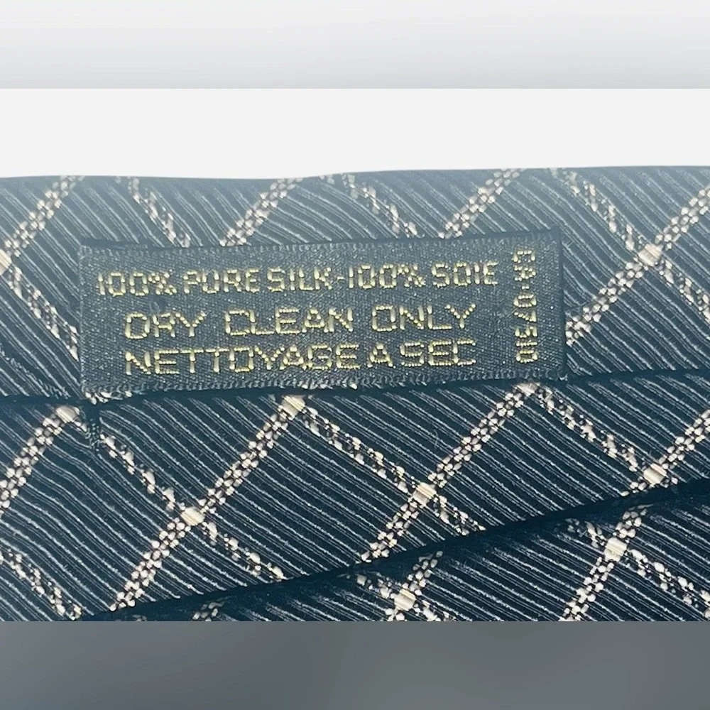 Giorgio Armani 100% silk tie black with white crosshatch pattern